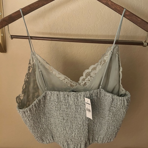 Express lace camisole - Picture 2 of 4